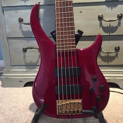 Peavey Cirrus Figure maple with translucent red image 3