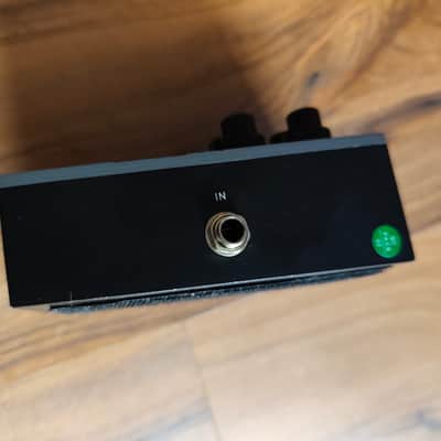 Solar Chug distortion pedal image 4