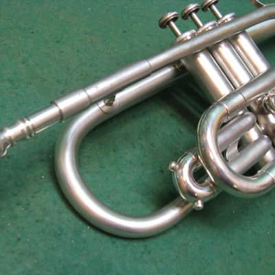 Holton Super Collegiate Silver Cornet 1955 - Reconditioned - Case & Bach 7C MP image 7