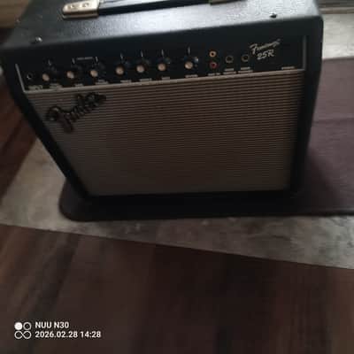 Fender 25 watt Front man Late 90's - Black image 2