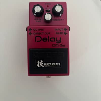 Boss DM-2W Delay Waza Craft 2015 - Present - Pink image 2