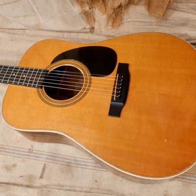 Martin HD-28 1994 - Natural image 13