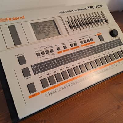 Roland TR-707 Rhythm Composer 1985 - HKA Expansion
