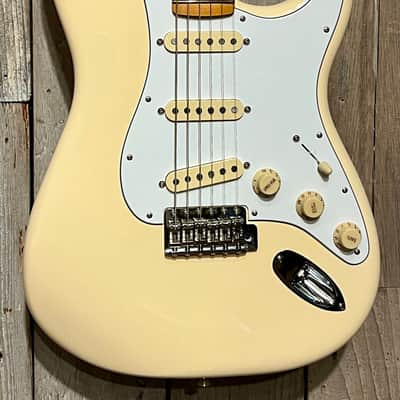 Fender Jimi Hendrix Stratocaster - Olympic White with Maple Fingerboard, In Stock ,Ships Ultra Fast, So Support Small Business & Buy It here ! image 4