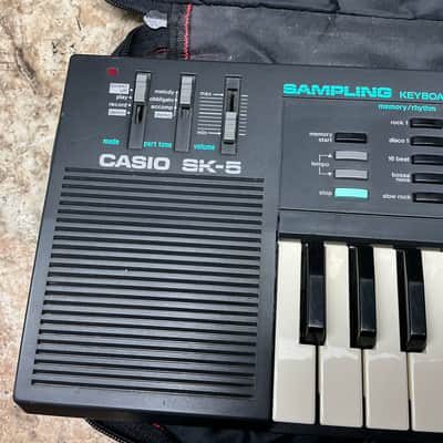 Casio SK-5 1980’s - Black image 3