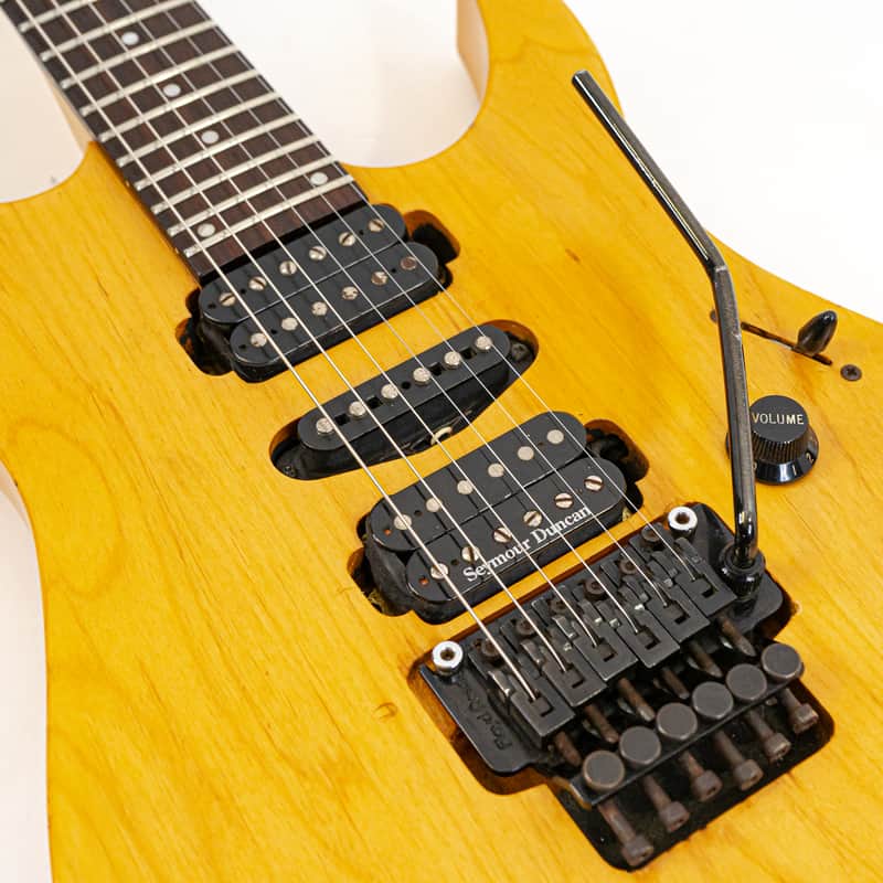 YAMAHA RGX421D ロック式トレモロ HSH 24F アーム付 YAMAHA RGX421D ロック式トレモロ HSH 24F アーム付