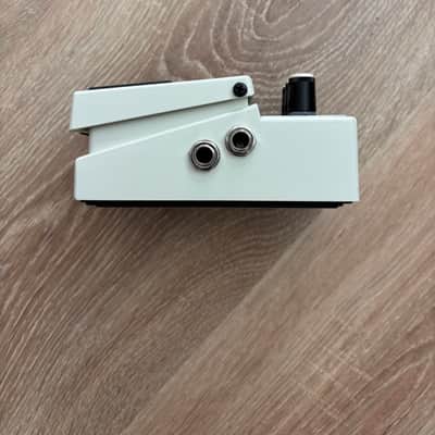 Boss NS-2 Noise Suppressor (Silver Label) 1989 - Present White image 3