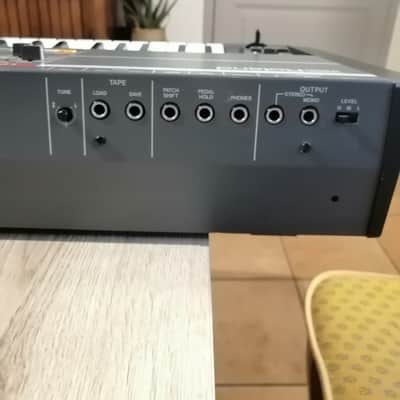 Roland Juno-106 61-Key Programmable Polyphonic Synthesizer 1984 - 1985 - Black image 10