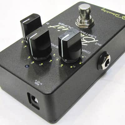 Used Keeley Bassist Compressor and Limiting Amplifier Bass Guitar Effects Pedal! image 3