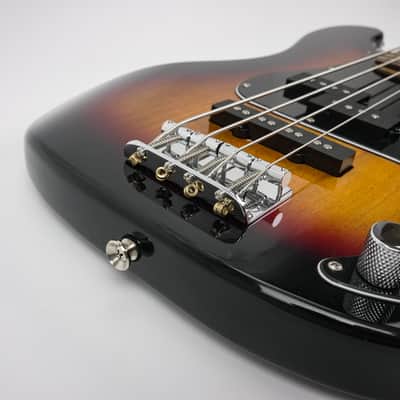 Fender Precision Jazz Bass with Maple Fretboard 2022 - 3-Color Sunburst image 3