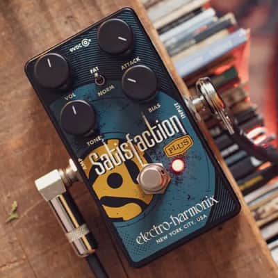 Electro Harmonix Satisfaction Plus Fuzz Pedal image 1
