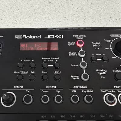 Roland JD-Xi 37-Key Analog/Digital Crossover Synthesizer 2015 - Present - Black image 4
