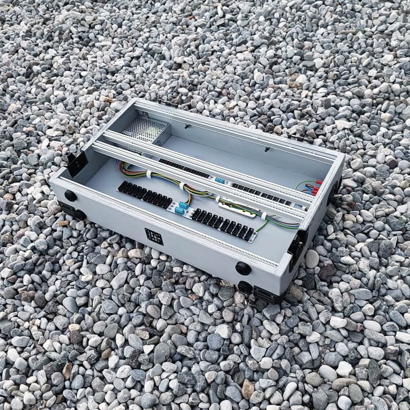 7U Eurorack Case Powered, 84 or 104hp, patched resealable modular synth image 1