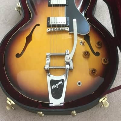 Gibson ES-335 '59 Reissue Historic Collection 2011 - Vintage Burst image 2