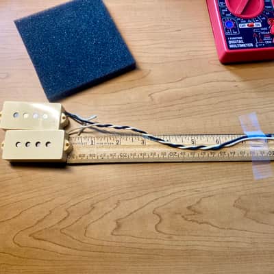 Lindy Fralin P-J Bass Pickups Set 5% Overwound Cream image 6