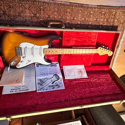 Fender 60th Anniversary American Vintage '54 Stratocaster 2014 - 2-Color Sunburst image 3