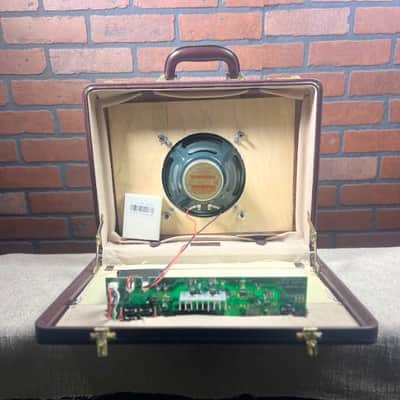 SawBox Briefcase Portable Amplifier - Brown Leather image 3