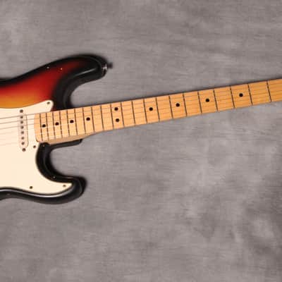 Fender Stratocaster 1974 - Sunburst image 2