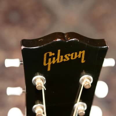Gibson Vintage 1966-1967 LG-2 Acoustic Guitar - Sunburst with Alligator Chipboard Case - Used image 15