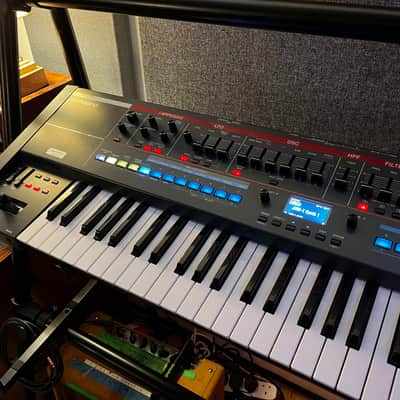Roland Juno-X 61-Key Programmable Polyphonic Synthesizer 2022 - Present - Black image 4