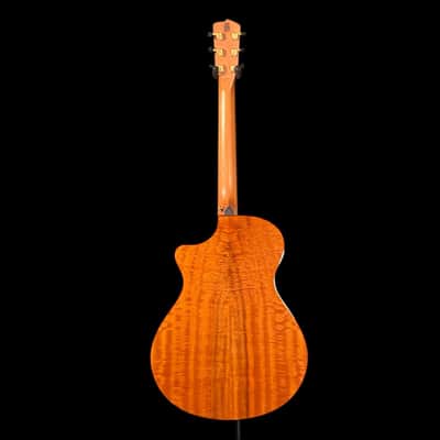 Breedlove Oregon Concerto Bourbon CE Myrtlewood/Myrtlewood w/ Case - Used image 6