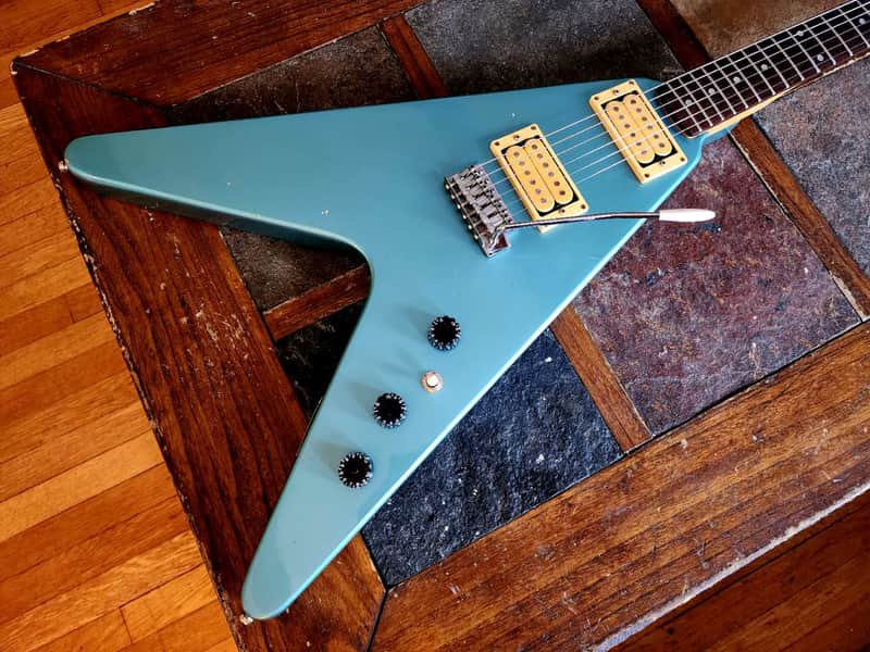 Hondo Deluxe Series 767 HH flying V vintage '80s - blue image 1