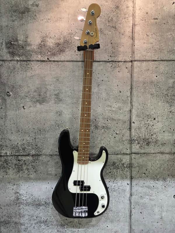 Fender Player Precision Bass | Reverb Canada