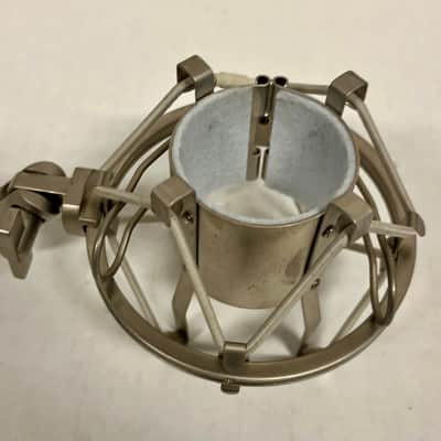 CAD GXL2200 Cardioid Condenser Mic 2010s - Silver image 3
