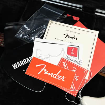 Fender American Ultra Stratocaster Arctic Pearl [US210075806] (06/11) image 3