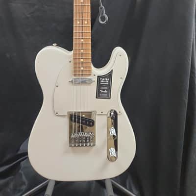 Fender Player Telecaster®, Pau Ferro Fingerboard, Polar White - Polar white image 1