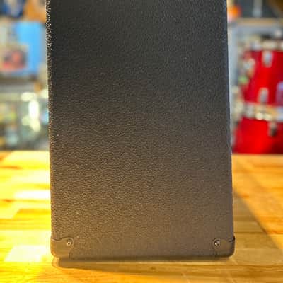 Peavey Bandit 112 Solid State Combo Amp image 6