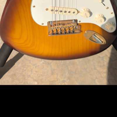 Fender 75th Anniversary Commemorative Stratocaster 2021 - 2-Color Bourbon Burst image 2