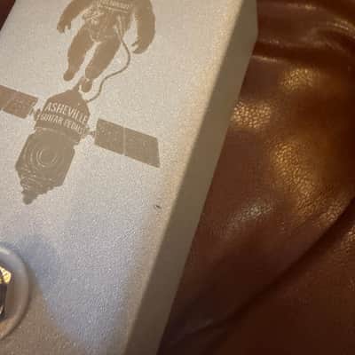 Asheville Guitar Pedals Octonaut analog octave up 2026 - Silver image 7