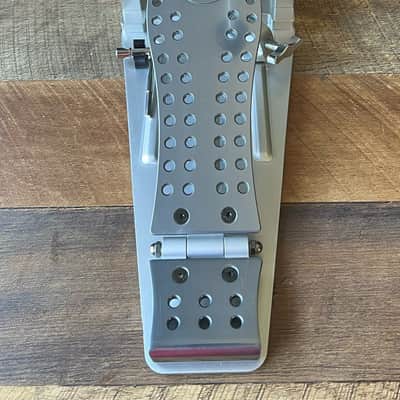 DW Machined Chain Drive Single Bass Drum Pedal – Polished image 2