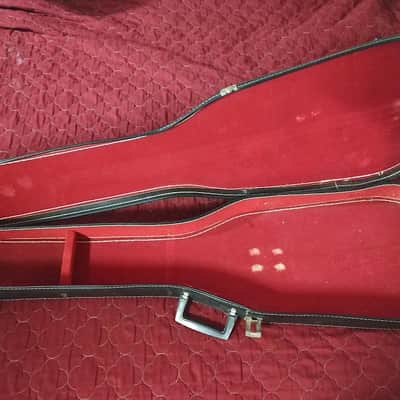 Fender Musicmaster Bass 1977 Black w/ original case + hard shell case image 19