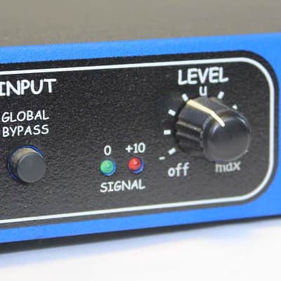 Peavey Kosmos Stereo Sub Bass / Audio Processor image 3