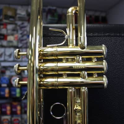 Bach TR200 Intermediate USA Trumpet & Case image 8