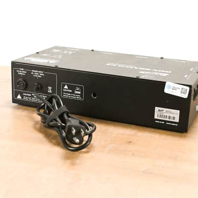 Elation DMX-Branch/4 4-Way 3-pin and 5-pin DMX Distributor CG011S6 image 8