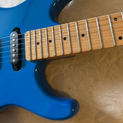 Washburn G-Junior G-JRV late-80s - Blue MIK 25.4scale Small bodied