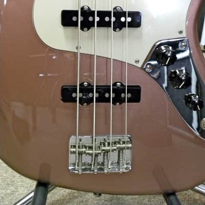 Fender Jazz Bass 2002 Burgundy Mist Metallic FSR - Super Nice image 2