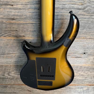 Ernie Ball Music Man Majesty 7 7-String Electric Guitar - Gold Eclipse image 7