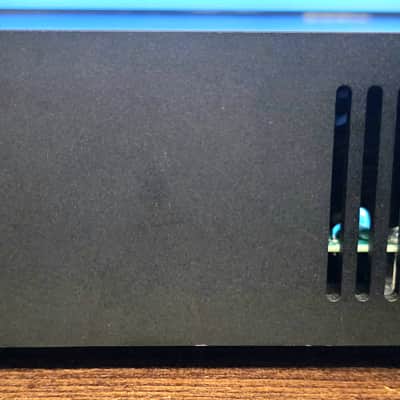 Darkglass Electronics Microtubes 900 V2 900-Watt Bass Amp Head Black image 4