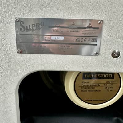 Supro Amulet 1614 RT 1 x 12-inch 15-watt Tube Combo Amp - Trinidad Blue and Cream image 6