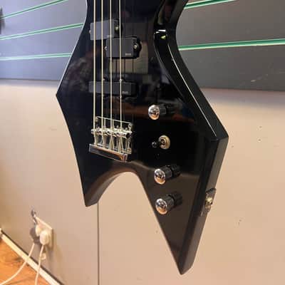 B.C. Rich Platinum Series Warlock Black Bass Guitar w/ Coffin Case image 6