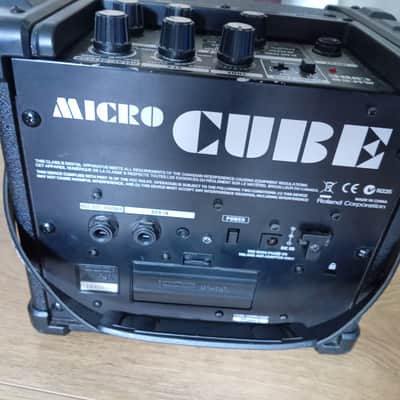 Roland Micro Cube 2-Watt 1x5" Guitar Combo 2004 - 2014 - Black image 3