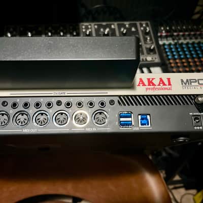 Akai MPC X Special Edition Standalone Sampler / Sequencer 2023 - Present - Grey image 8