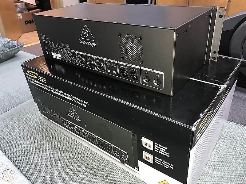 Behringer S32 Digital Snake  IO Box 32 Preamps 16 Outputs image 1