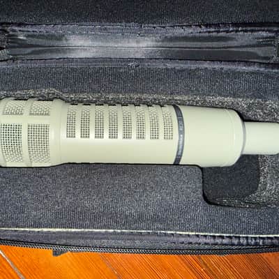Electro-Voice RE20 Cardioid Dynamic Microphone 2000s
