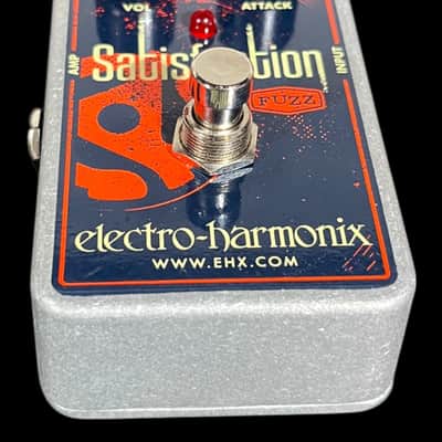 Electro-Harmonix Satisfaction Fuzz 2014 - Present - Blue / Red X7835 image 2