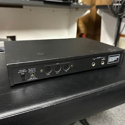Roland MT-32 Multi-Timbral Synthesizer Module 1987 - 1992 - Black image 2